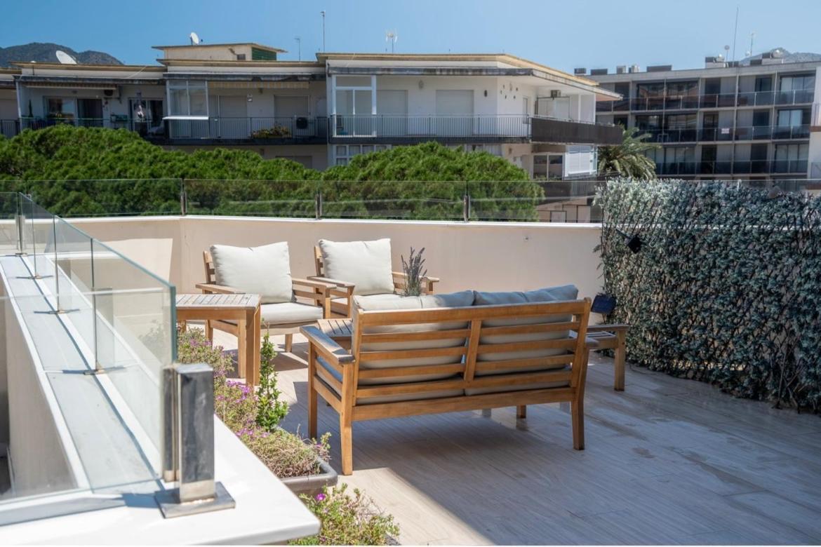 M A R I V E N T Suite With Bathroom And Terrace 50 M2 Rosas Exteriör bild